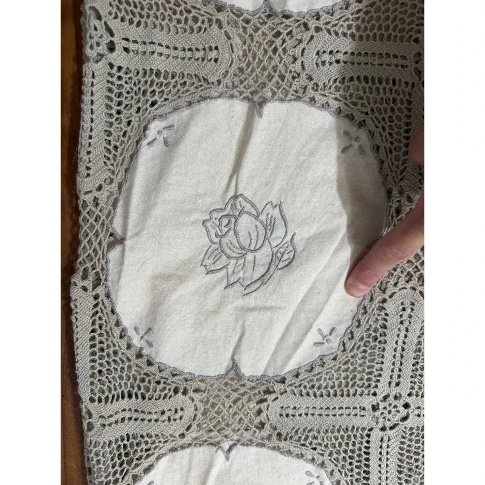 Vintage Antique Tablecloth Cotton Madeira With filet & Crochet lace LINEN E3-5
